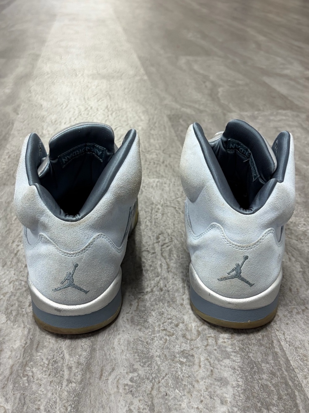 Jordan 5 Bluebird Sneakers - Picture 4 of 5
